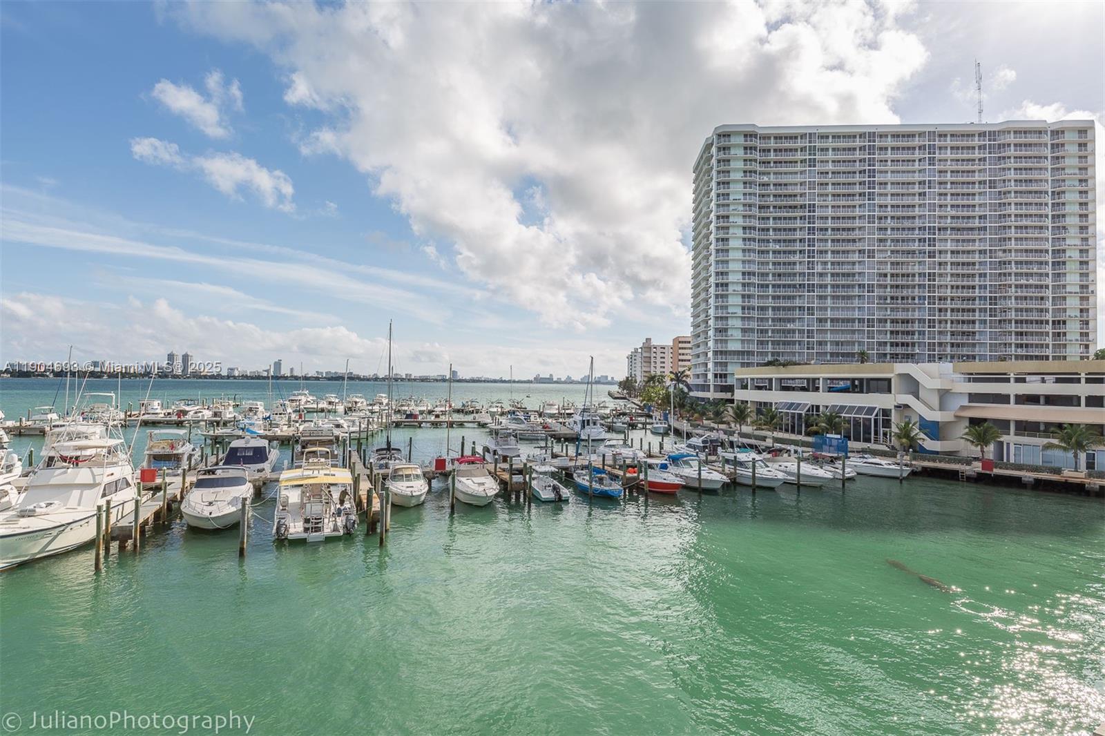 THE GRANDVIEW PALACE COND - Residential
