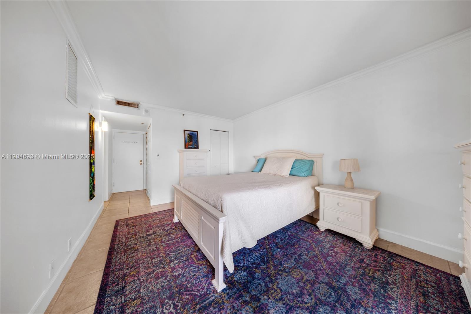 THE GRANDVIEW PALACE COND - Residential