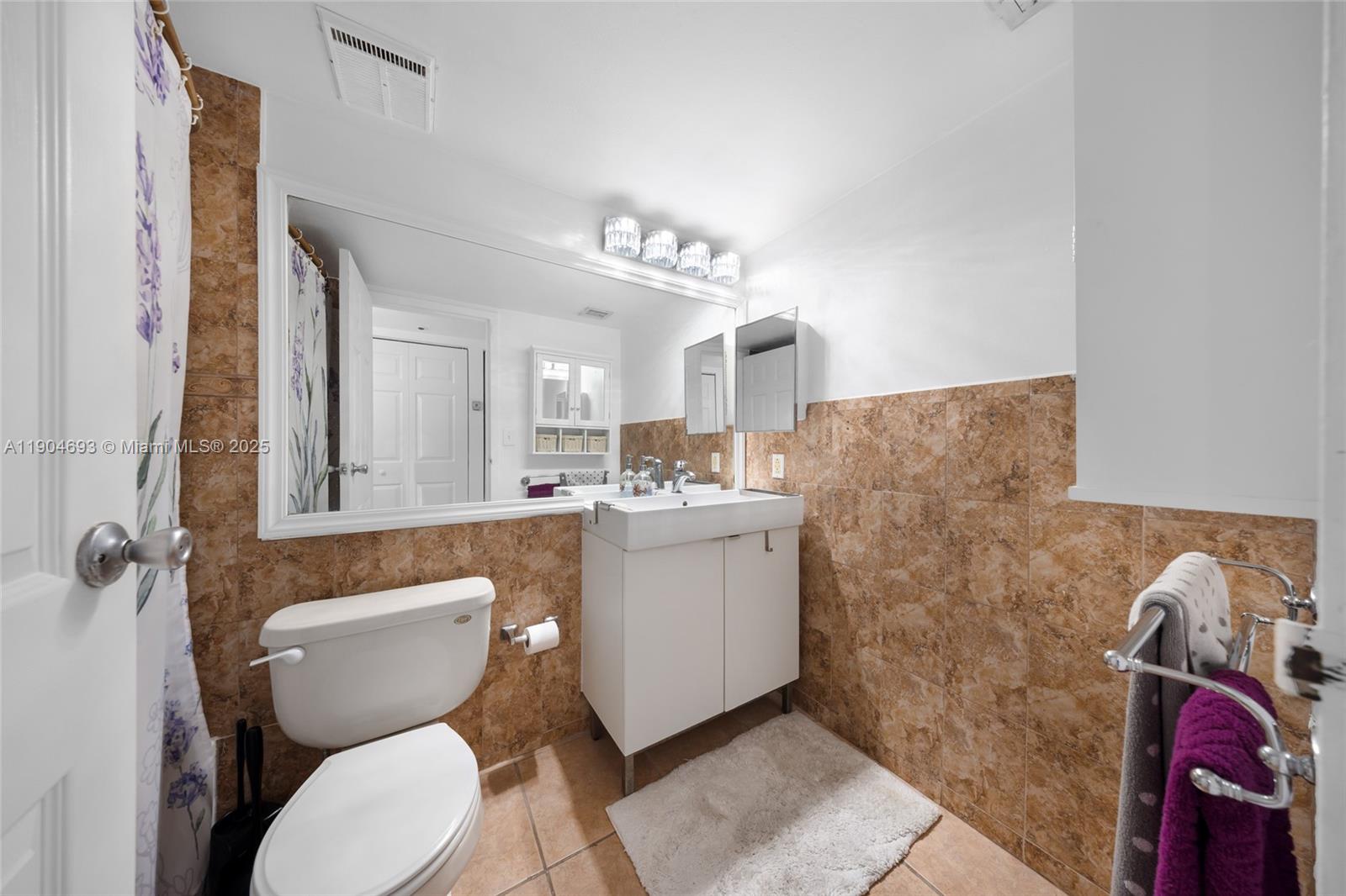 THE GRANDVIEW PALACE COND - Residential