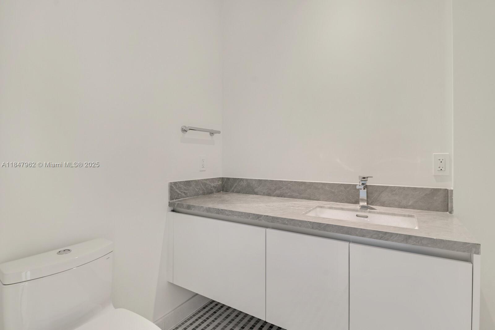 ESCOTTONIA PARK - Residential