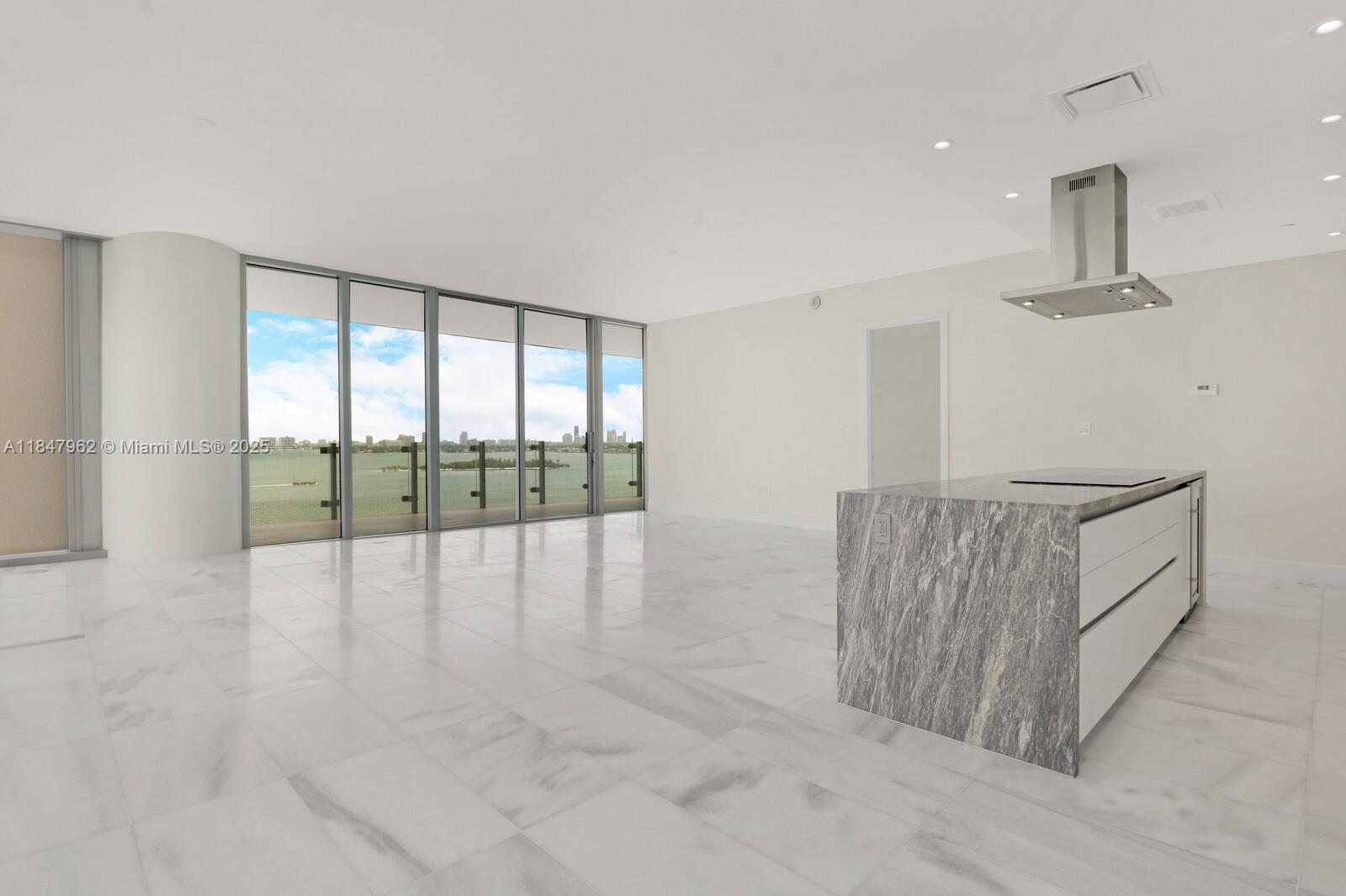 ESCOTTONIA PARK - Residential