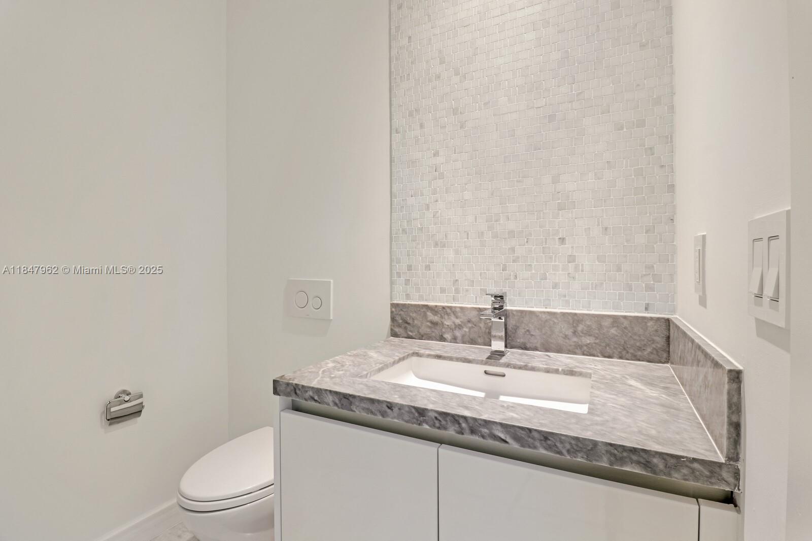 ESCOTTONIA PARK - Residential