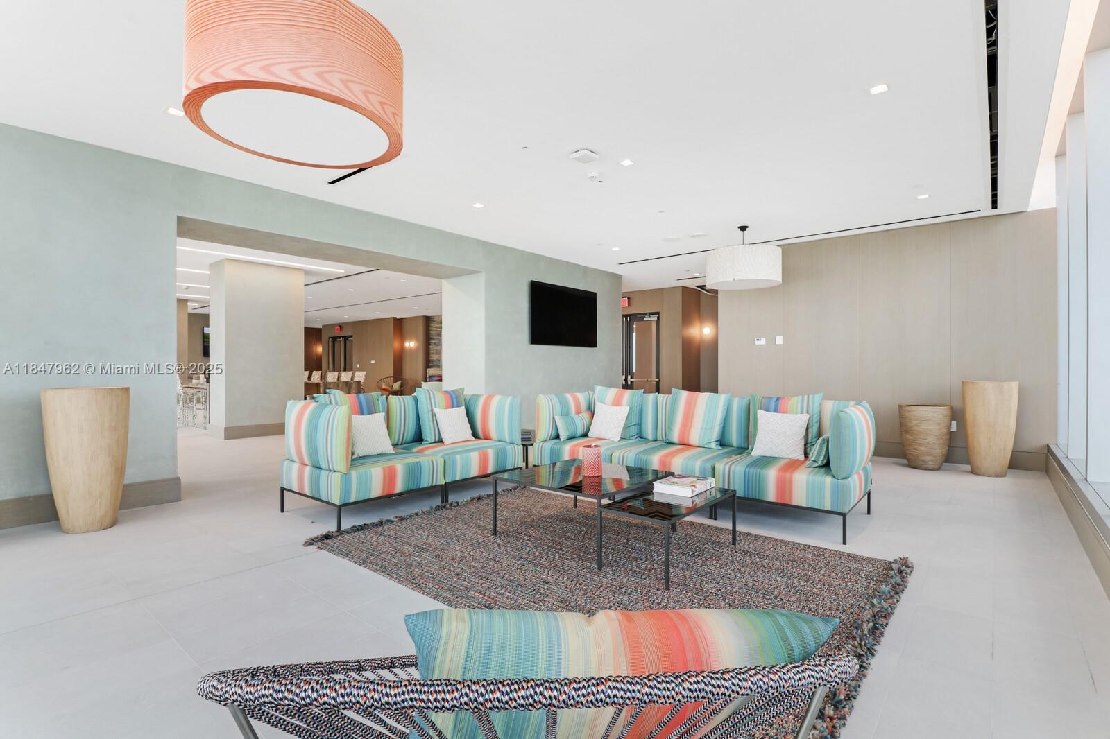 ESCOTTONIA PARK - Residential