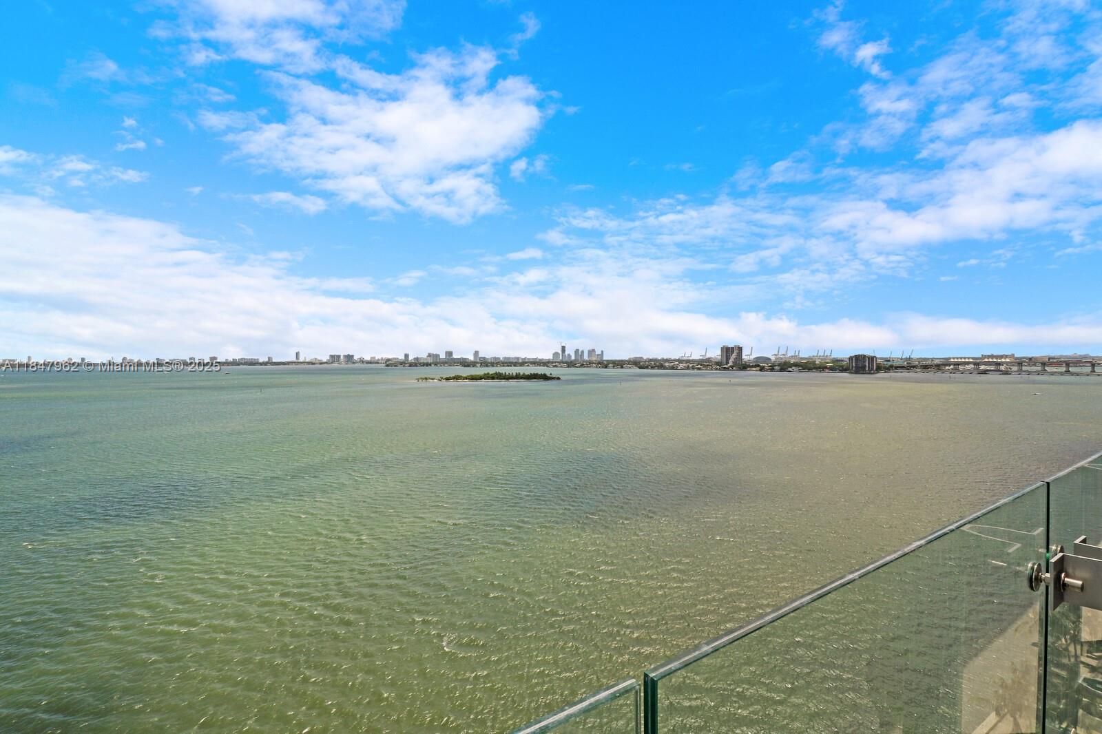 ESCOTTONIA PARK - Residential