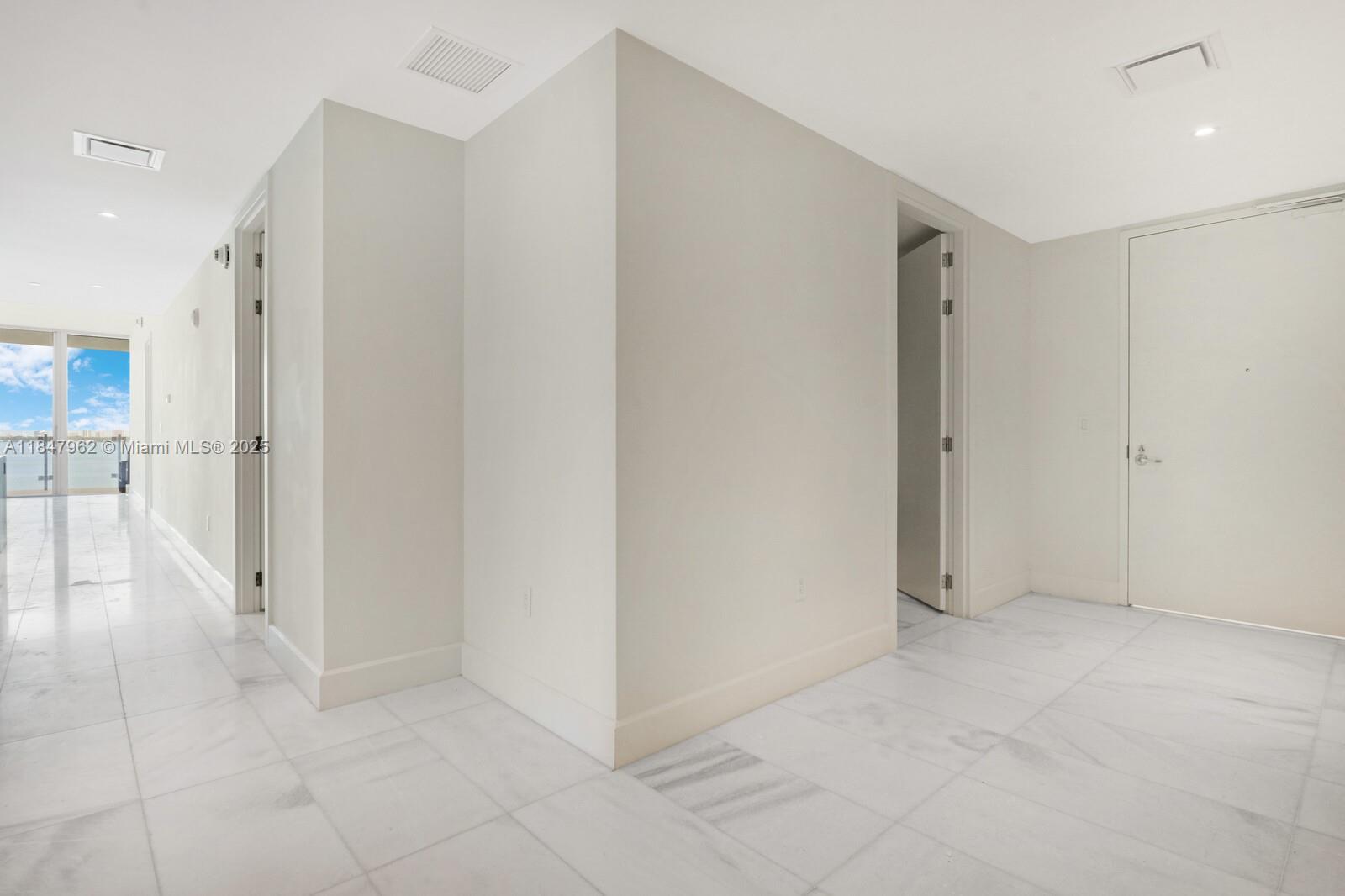 ESCOTTONIA PARK - Residential