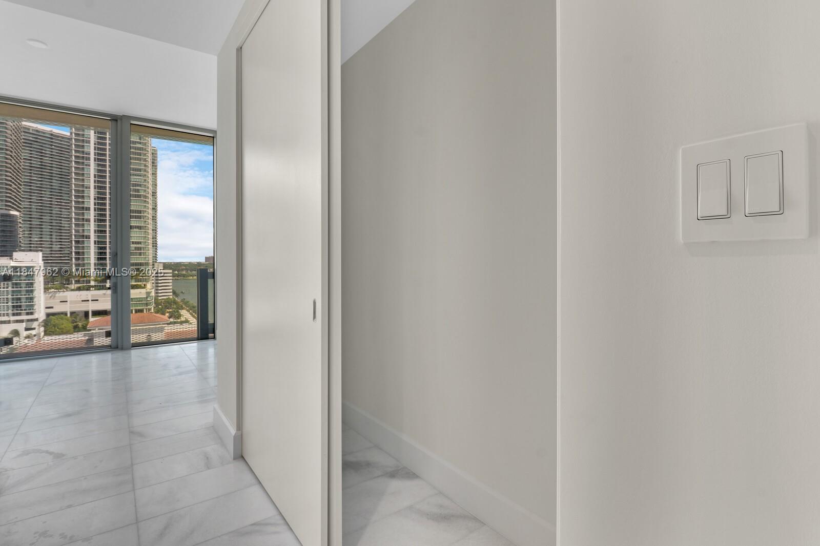 ESCOTTONIA PARK - Residential