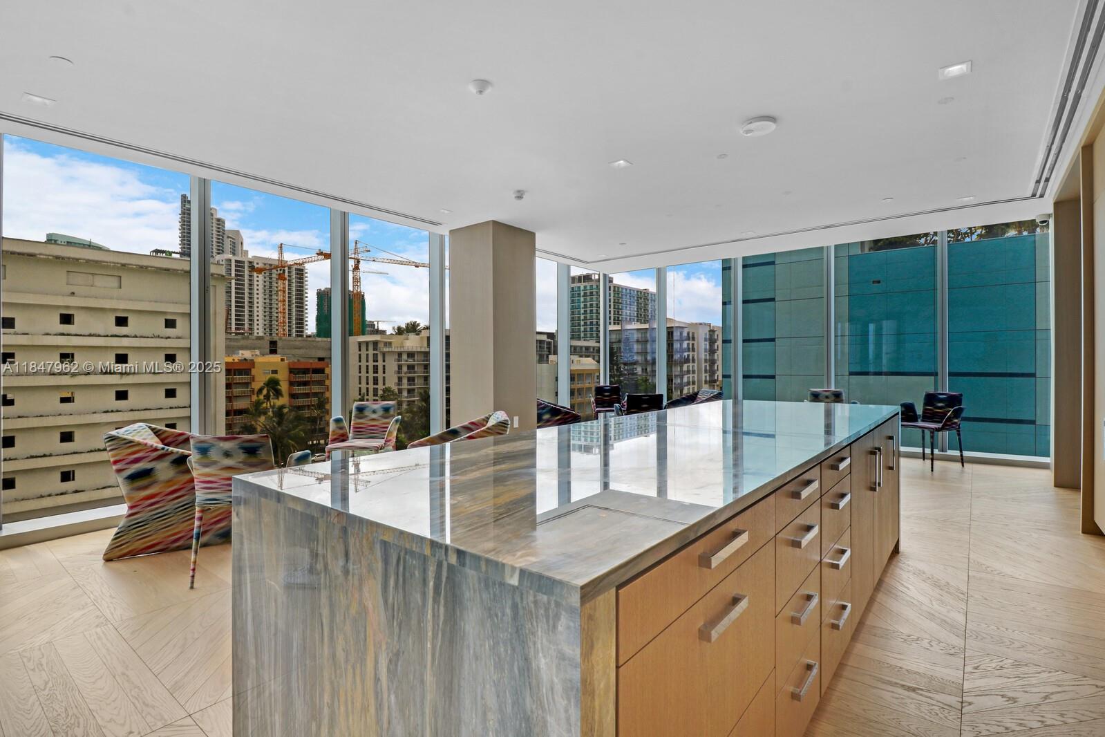 ESCOTTONIA PARK - Residential