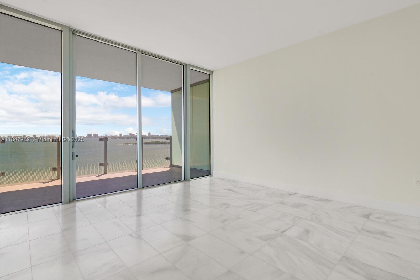 ESCOTTONIA PARK - Residential