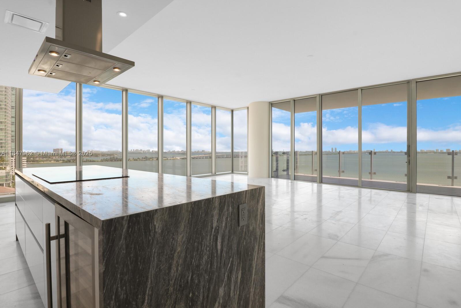 ESCOTTONIA PARK - Residential