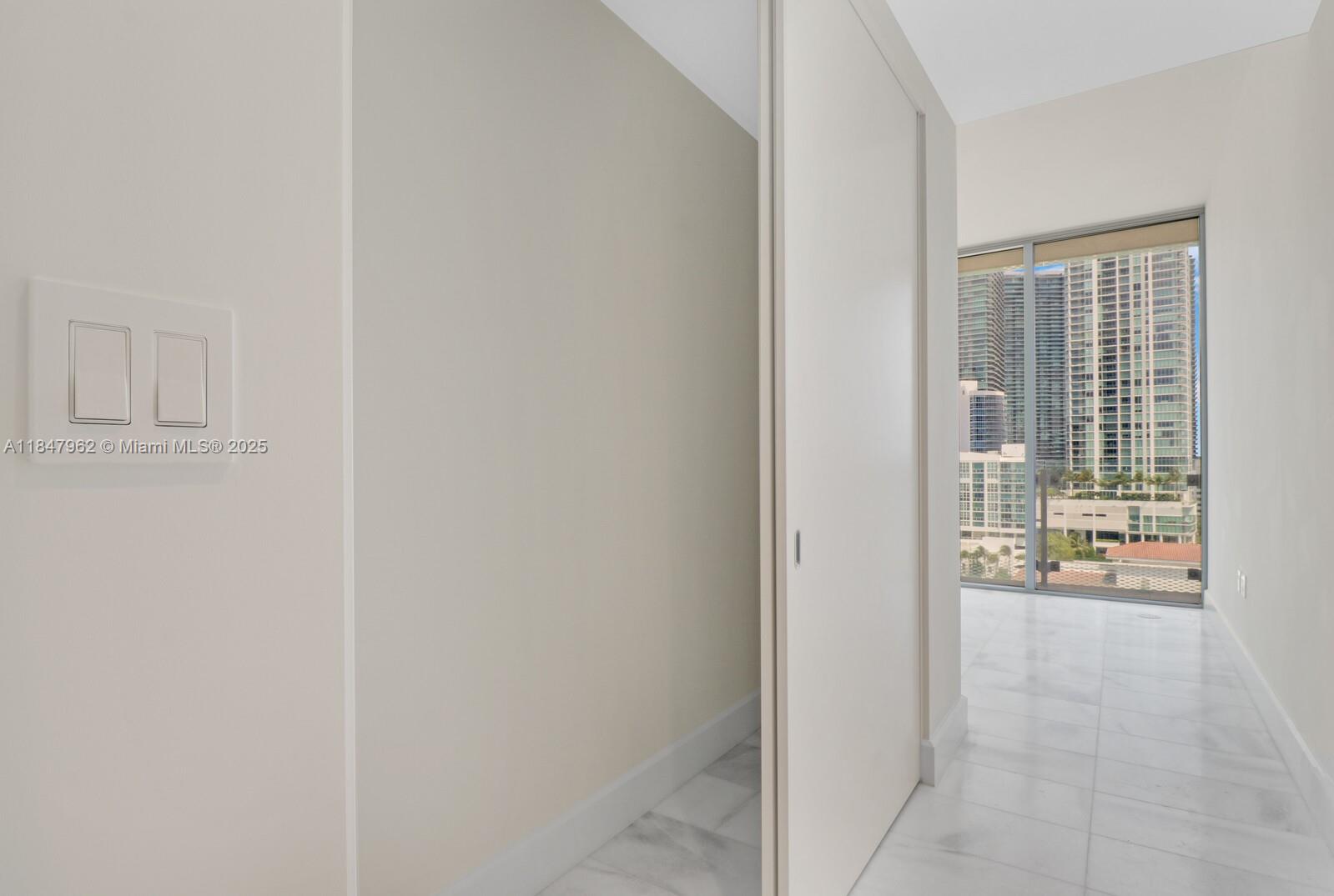 ESCOTTONIA PARK - Residential