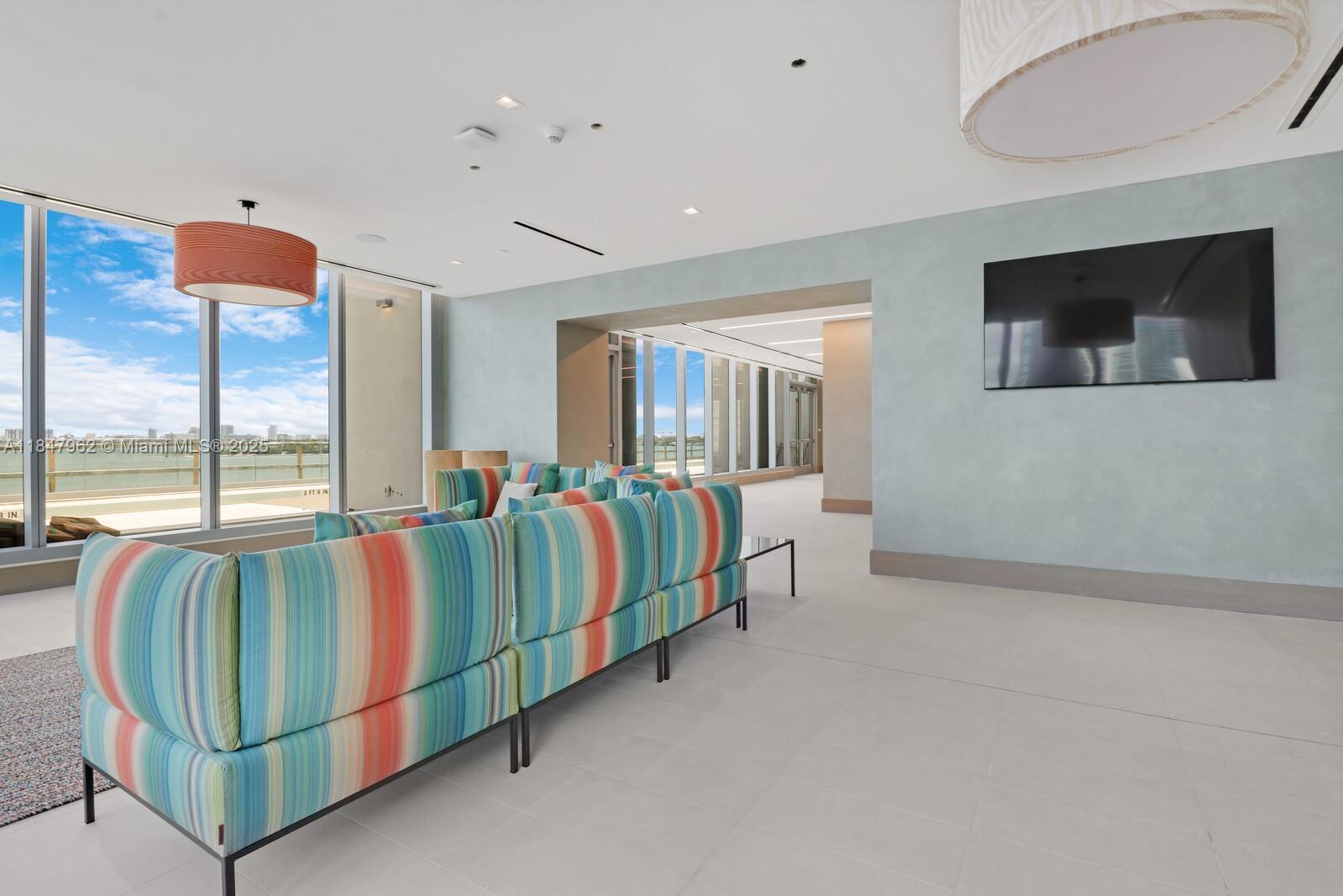 ESCOTTONIA PARK - Residential