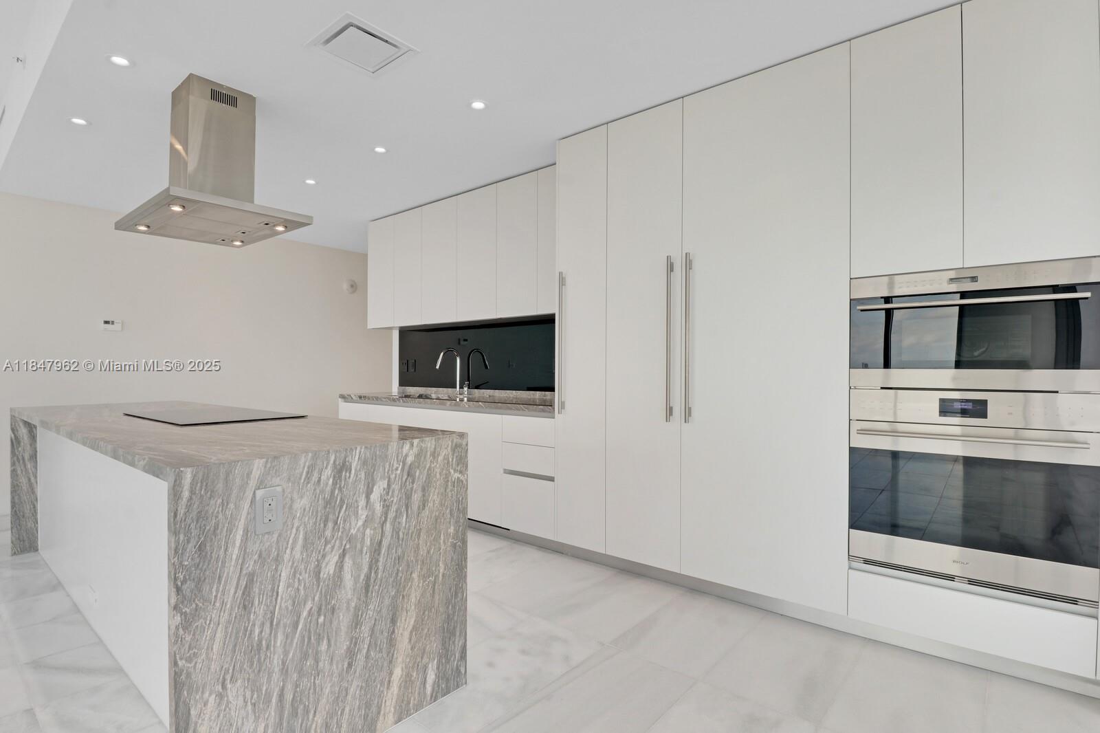 ESCOTTONIA PARK - Residential