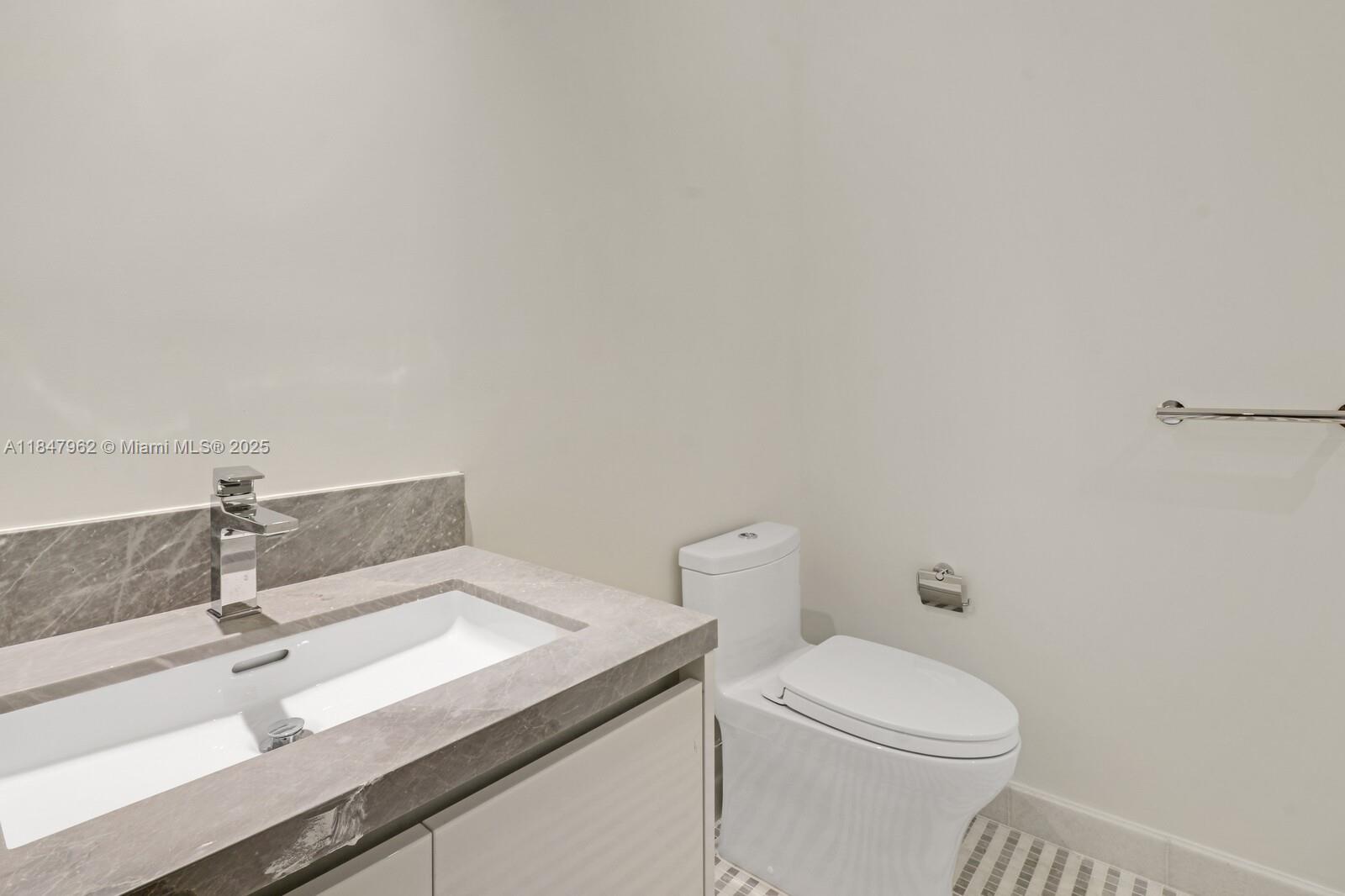 ESCOTTONIA PARK - Residential