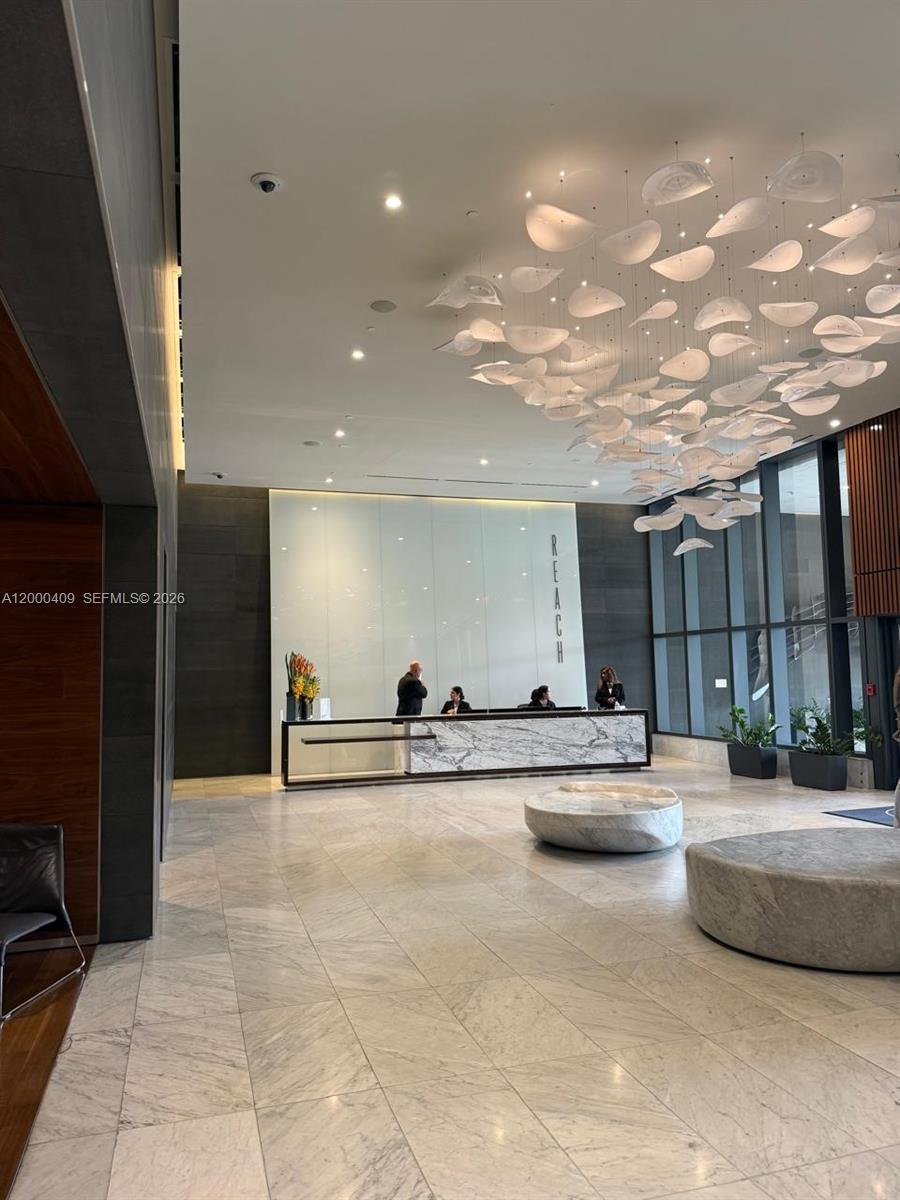 REACH CONDO - Residential Lease