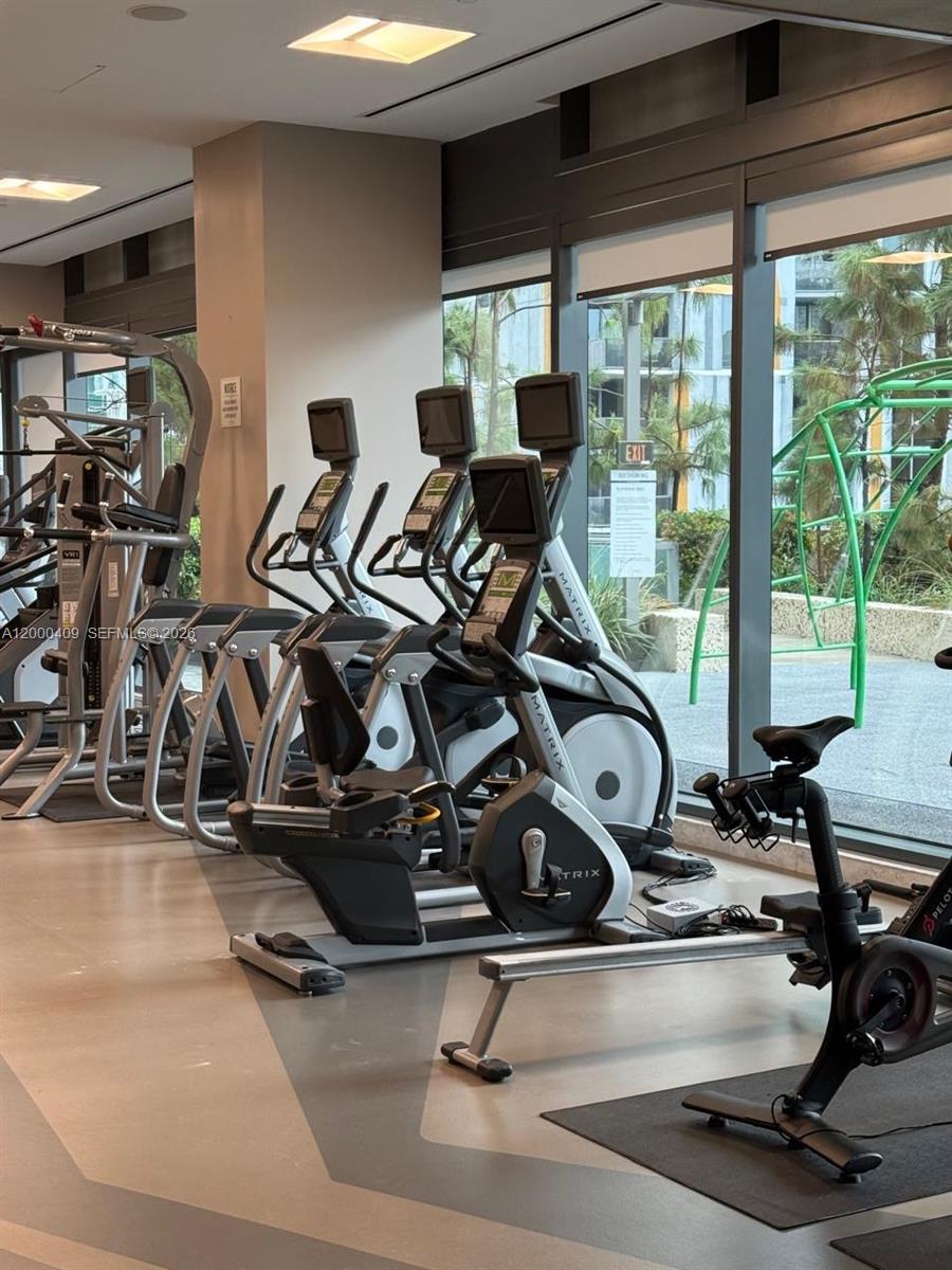 REACH CONDO - Residential Lease