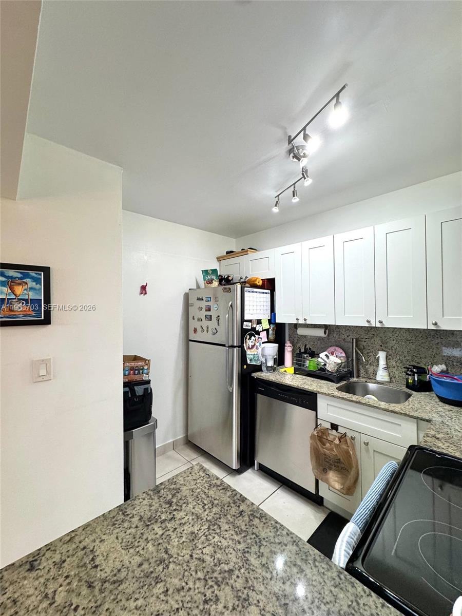 CORDOBA CONDO - Residential Lease