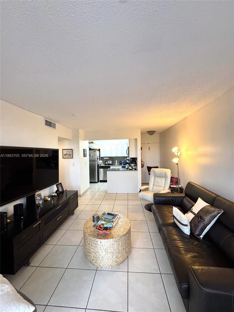 CORDOBA CONDO - Residential Lease