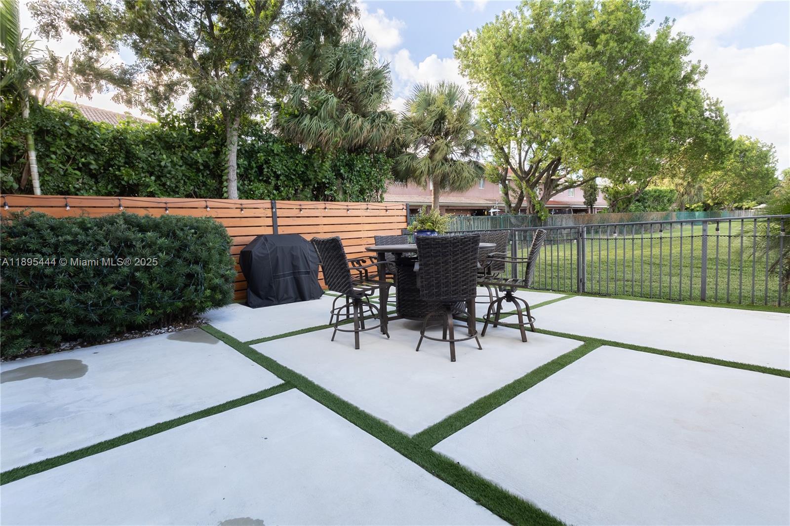 SUNSET RESIDENTIAL - Residential Lease