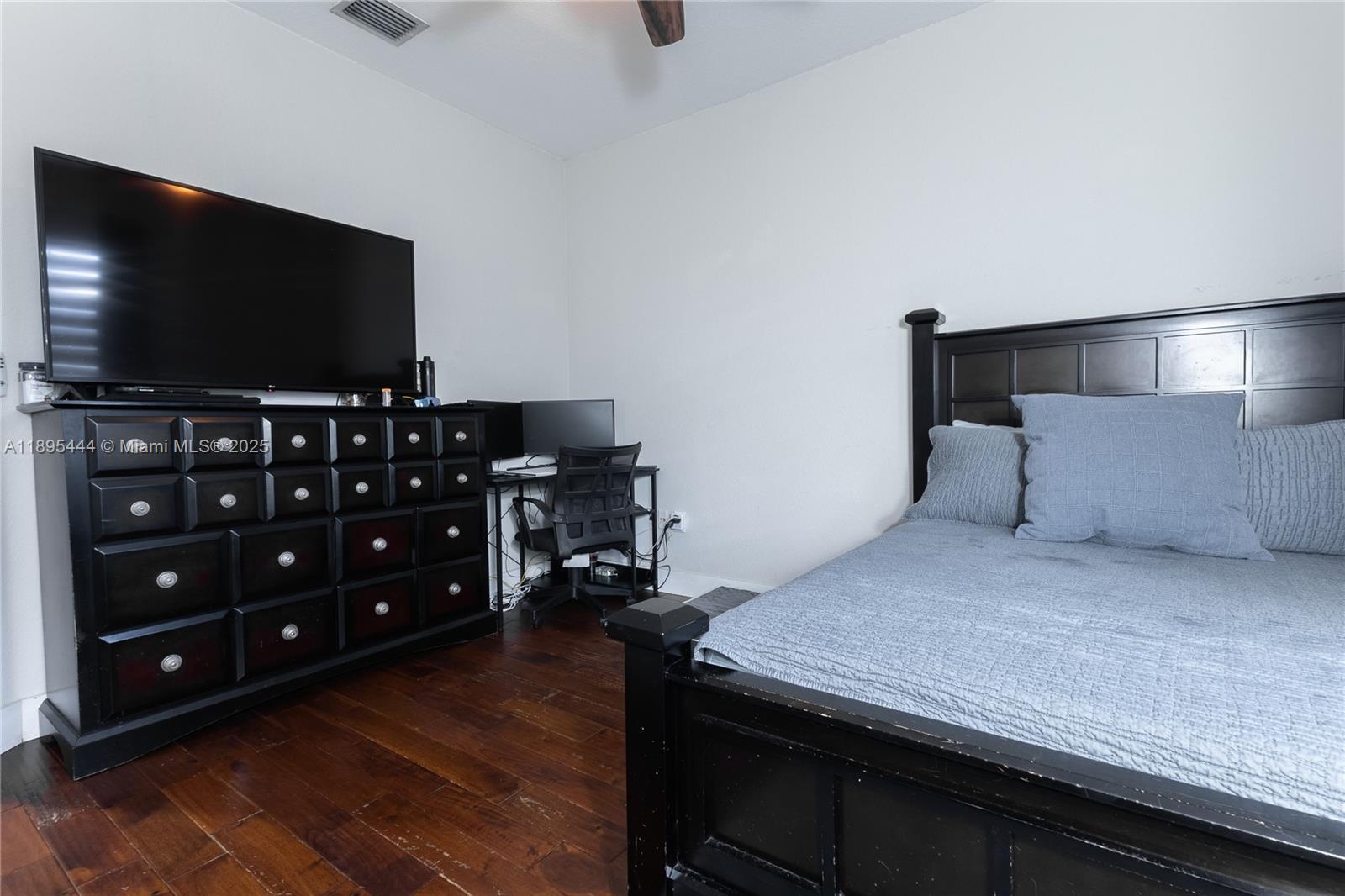 SUNSET RESIDENTIAL - Residential Lease