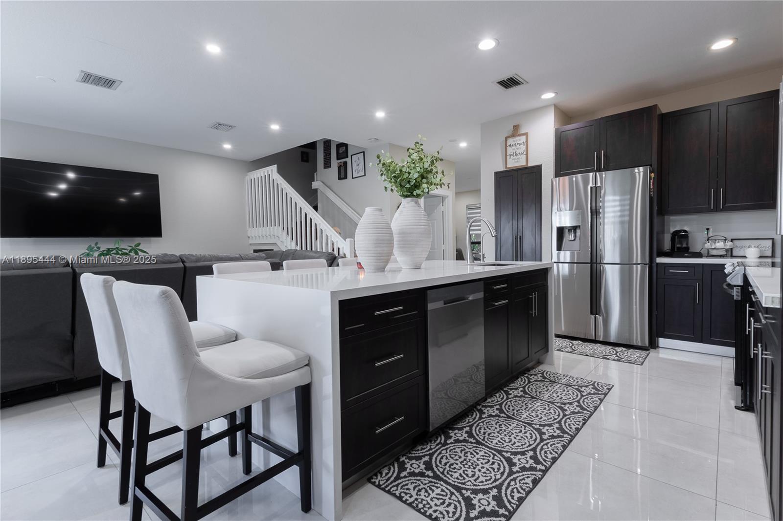 SUNSET RESIDENTIAL - Residential Lease