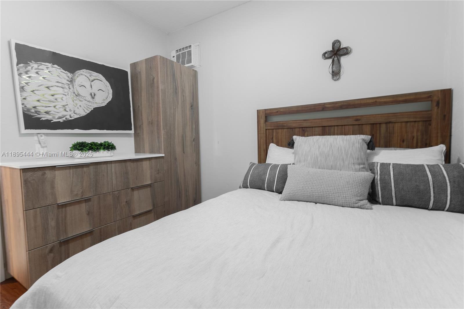 SUNSET RESIDENTIAL - Residential Lease