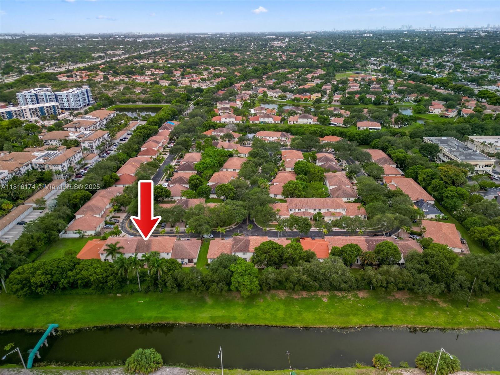 WALNUT CREEK TOWNHOMES - Residential