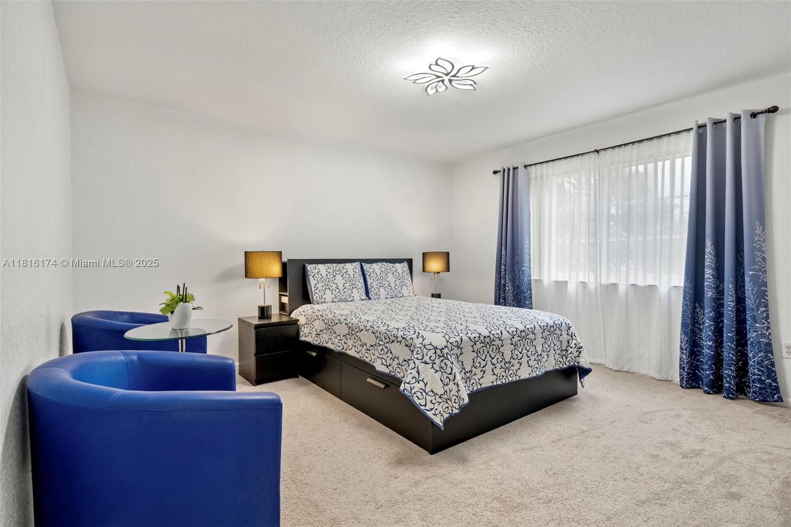 WALNUT CREEK TOWNHOMES - Residential
