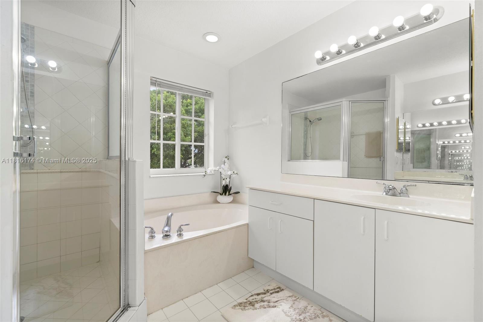 WALNUT CREEK TOWNHOMES - Residential