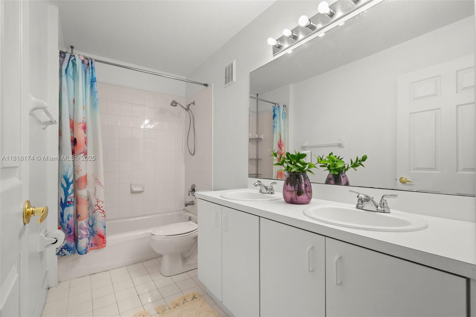 WALNUT CREEK TOWNHOMES - Residential