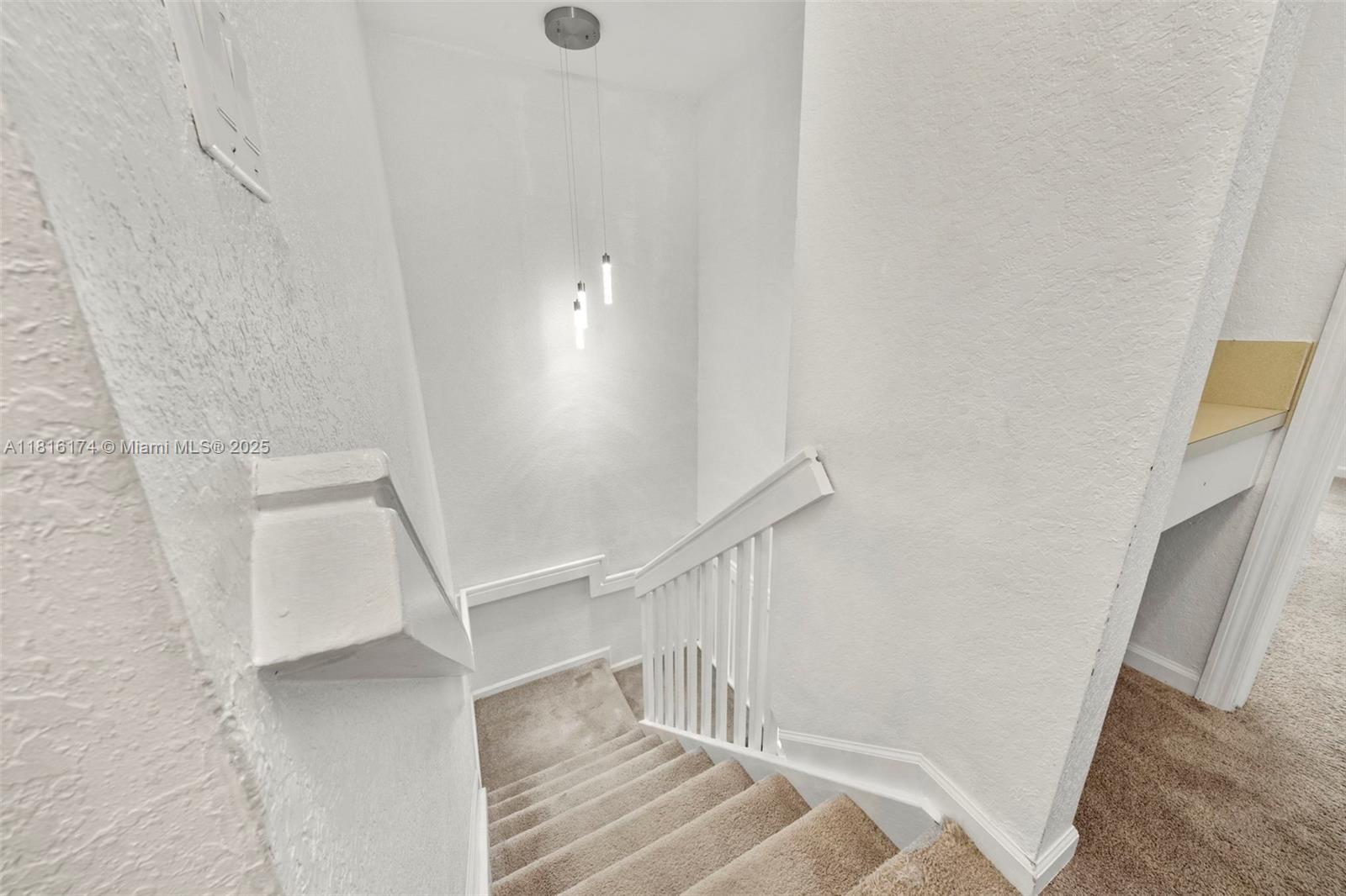 WALNUT CREEK TOWNHOMES - Residential