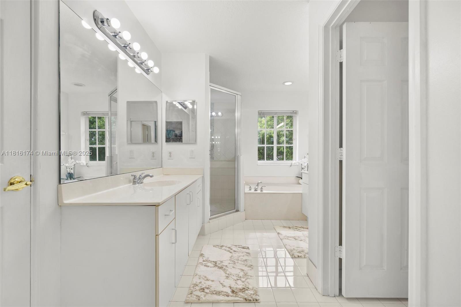 WALNUT CREEK TOWNHOMES - Residential