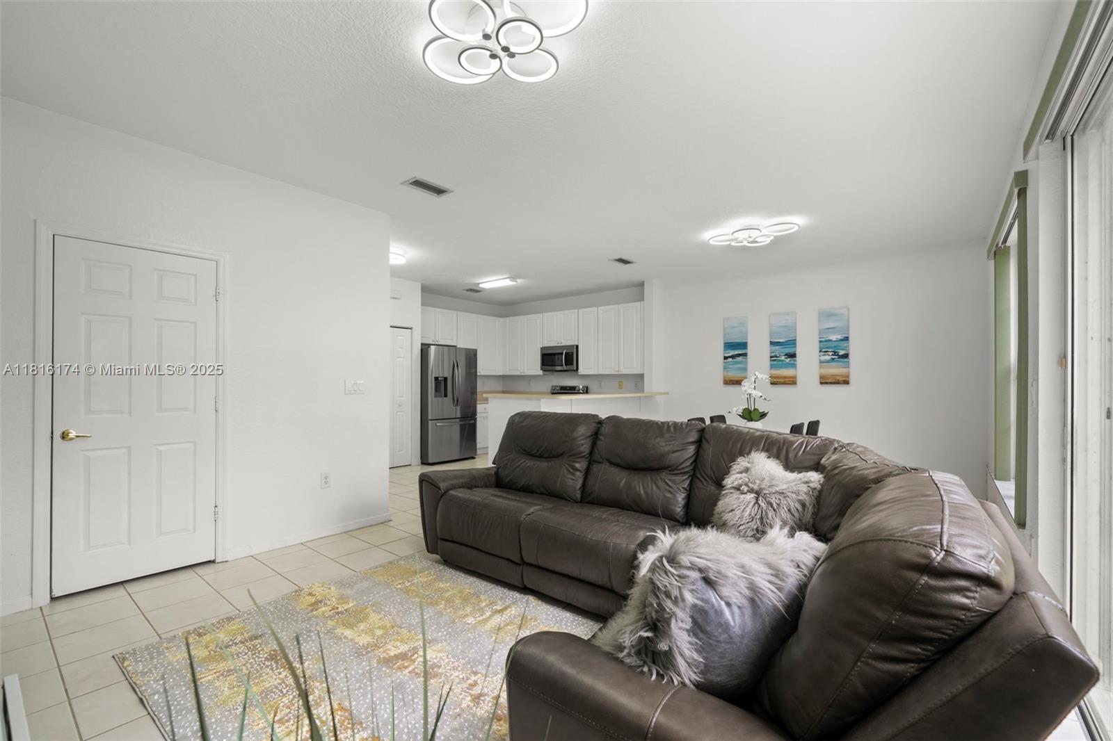 WALNUT CREEK TOWNHOMES - Residential