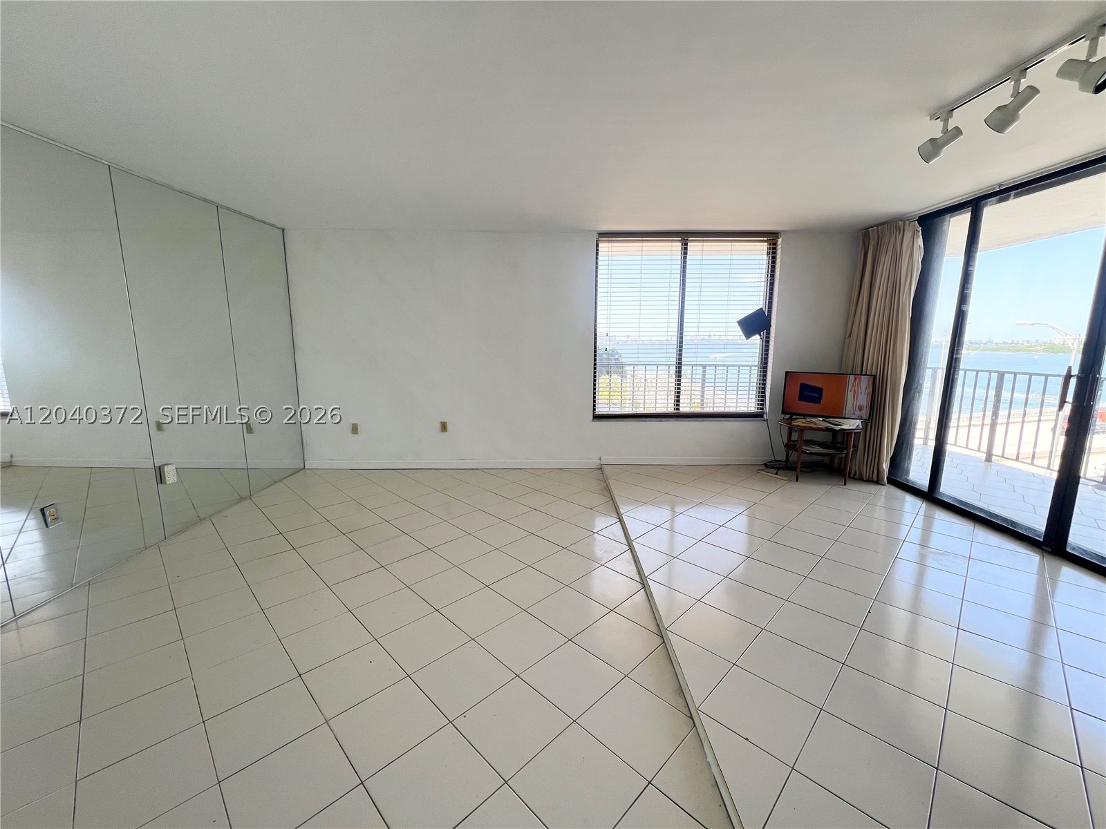 7899 NE Bayshore Ct 6A