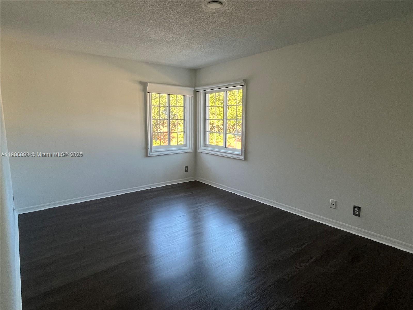 SECTORS 3 & 4 BOUNDARY PL - Residential Lease