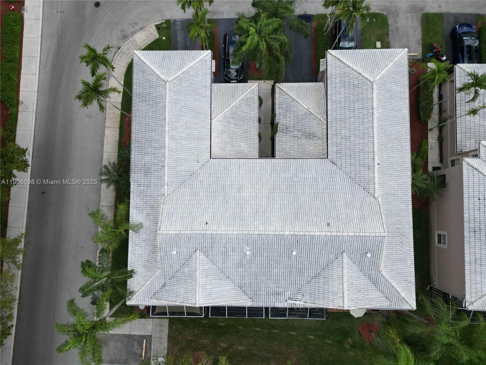 SECTORS 3 & 4 BOUNDARY PL - Residential Lease