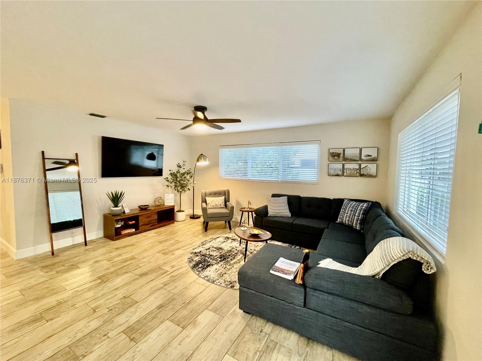 This beautiful and bright 4/2 property in the city of West Miami, just west of Coral Gables, offers comfort and style. Enjoy a renovated open kitchen with spacious areas and a dining room. The fenced backyard features a large terrace, perfect for entertaining or relaxing. The circular driveway provides ample parking space for multiple vehicles. Perfectly located, it offers easy access to the Palmetto Expressway, Coral Gables, Nicklaus Children’s Hospital, and nearby shops and restaurants. Schedule your visit today and make this stunning property your new home!