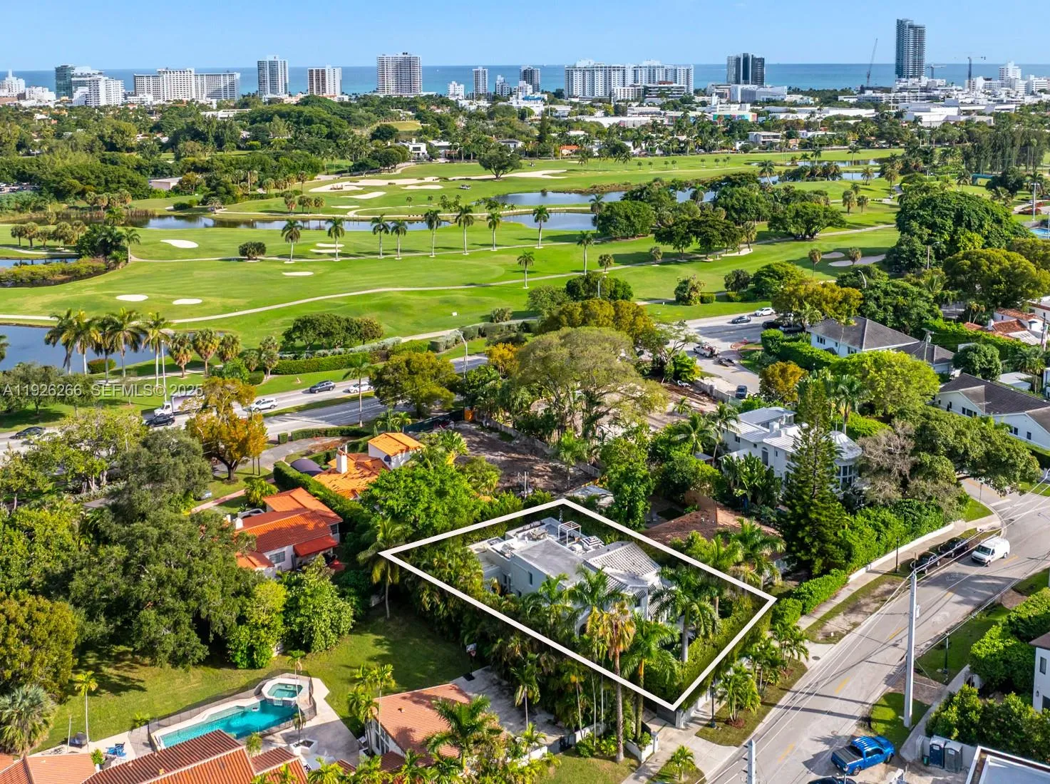 Miami Beach, Florida 33140, United States, 5 Bedrooms Bedrooms, ,7 BathroomsBathrooms,Residential,Active,255567