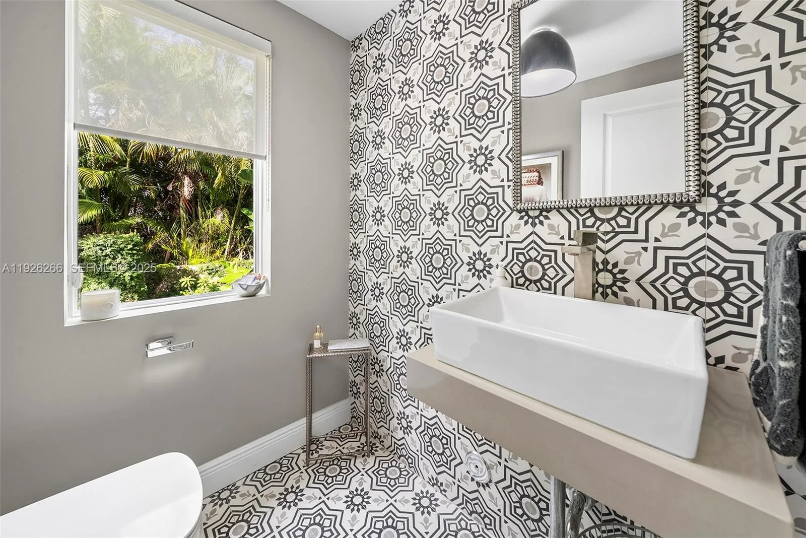 Miami Beach, Florida 33140, United States, 5 Bedrooms Bedrooms, ,7 BathroomsBathrooms,Residential,Active,255567