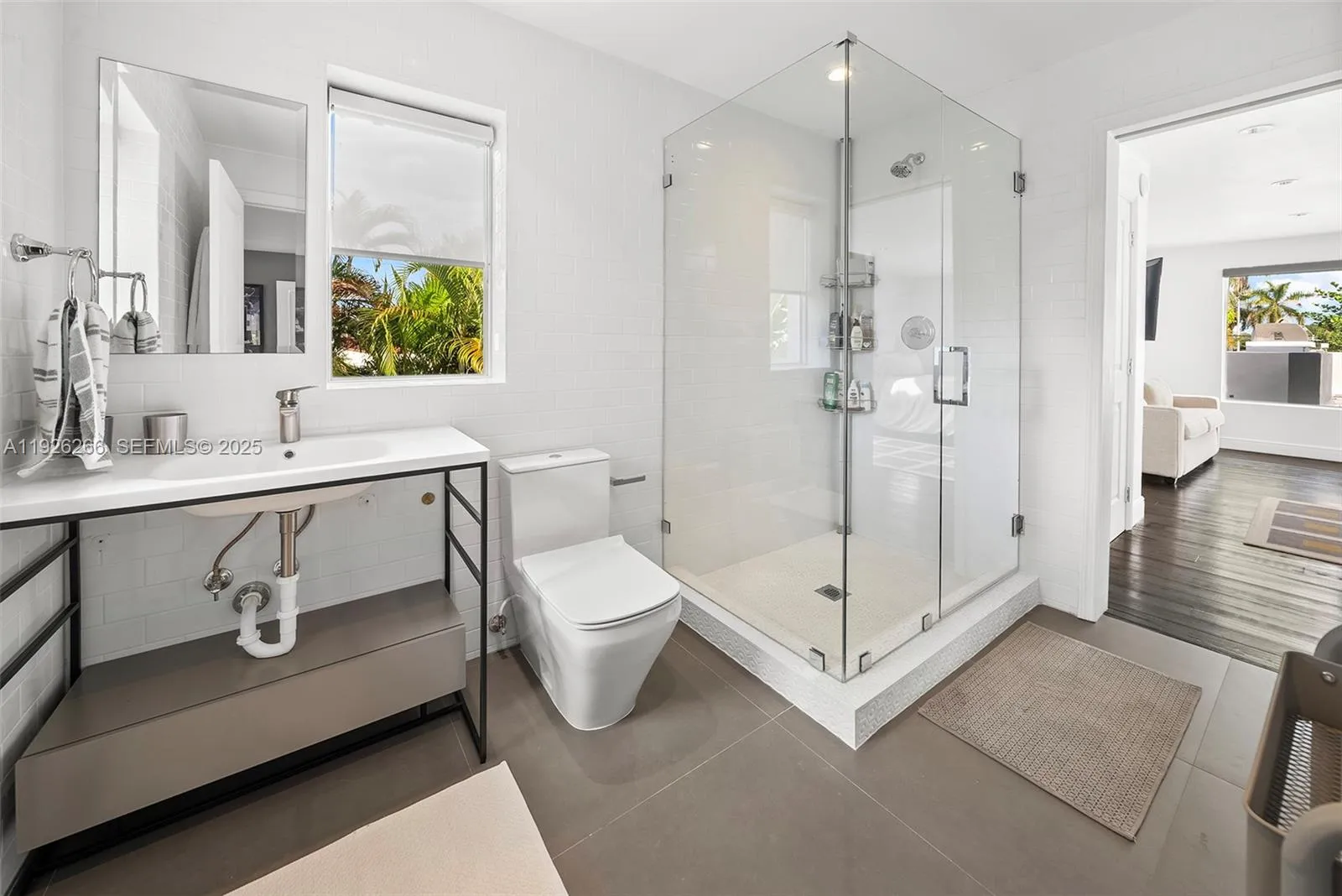 Miami Beach, Florida 33140, United States, 5 Bedrooms Bedrooms, ,7 BathroomsBathrooms,Residential,Active,255567