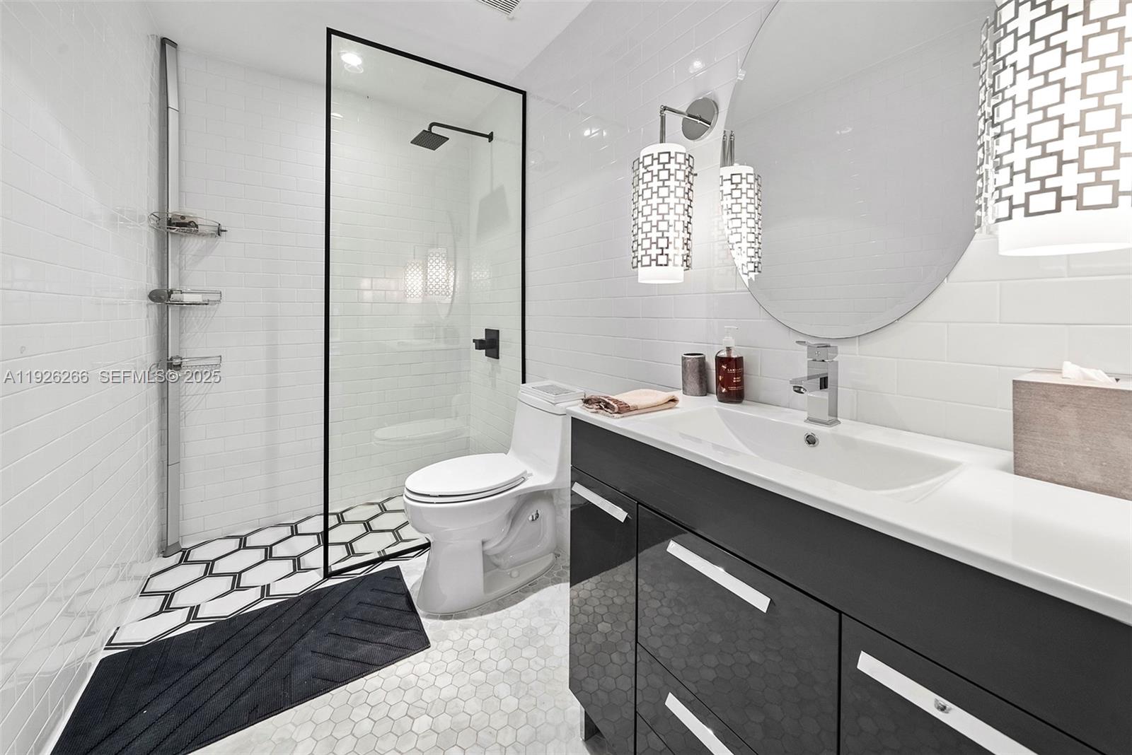 AMD PLAT OF SUNSET LAKE S - Residential