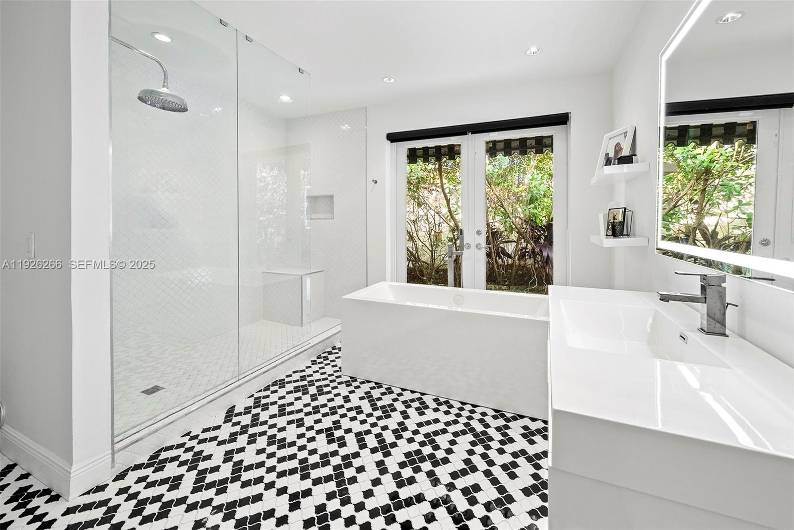 AMD PLAT OF SUNSET LAKE S - Residential