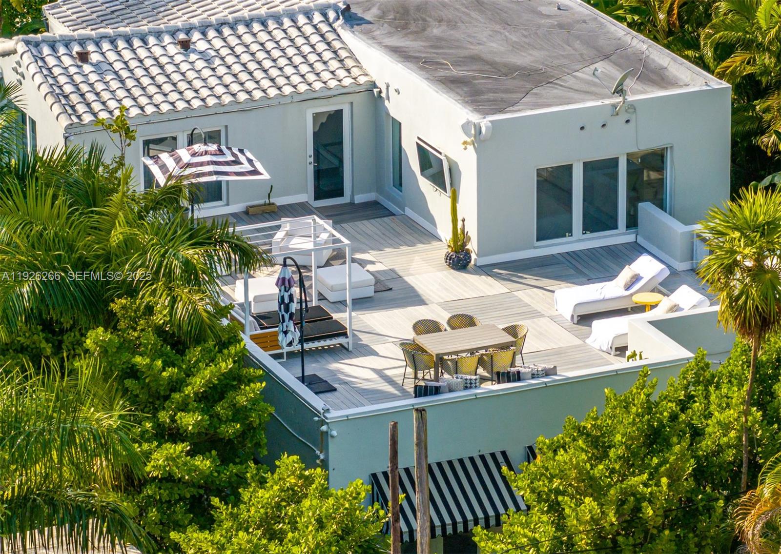 AMD PLAT OF SUNSET LAKE S - Residential