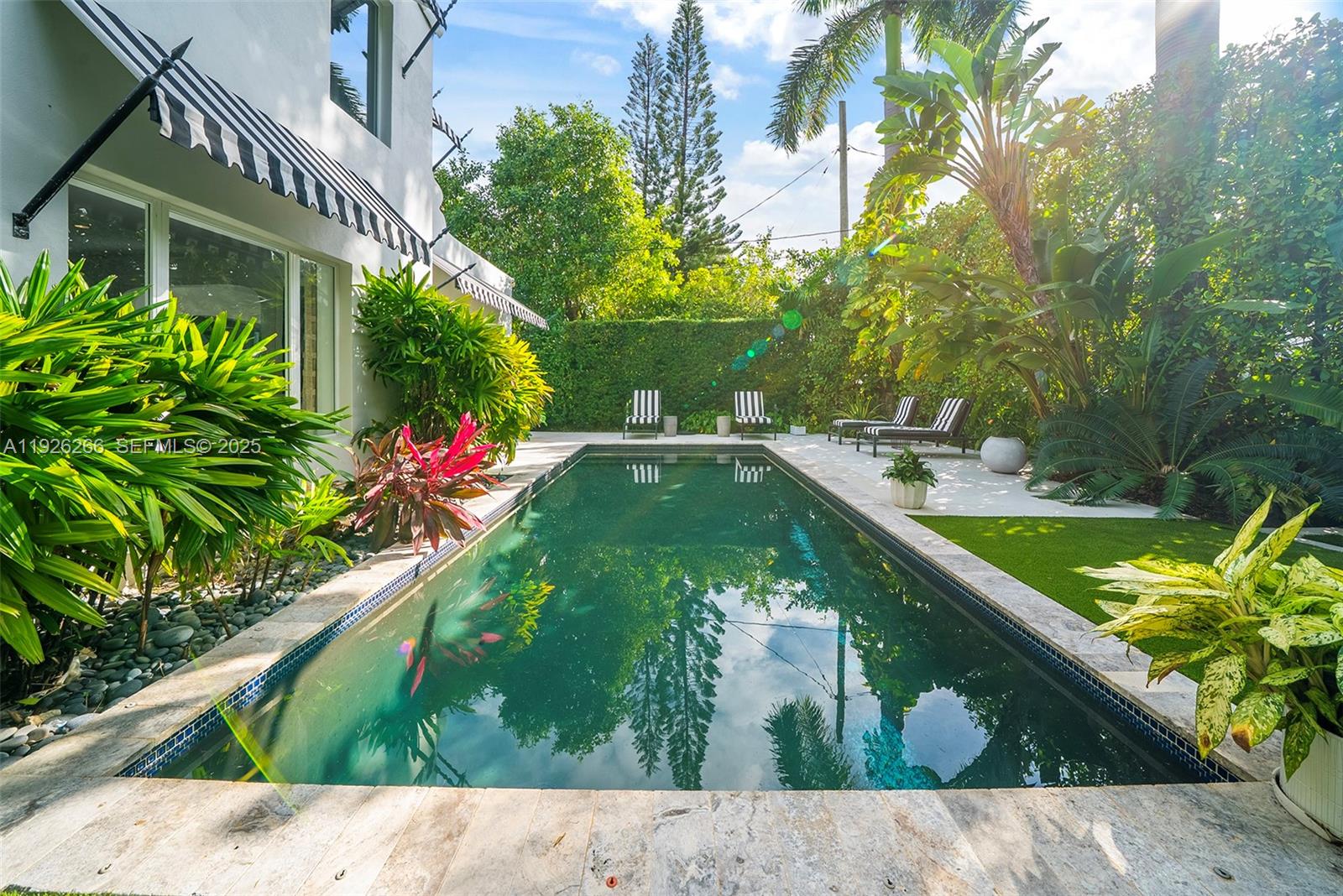 AMD PLAT OF SUNSET LAKE S - Residential