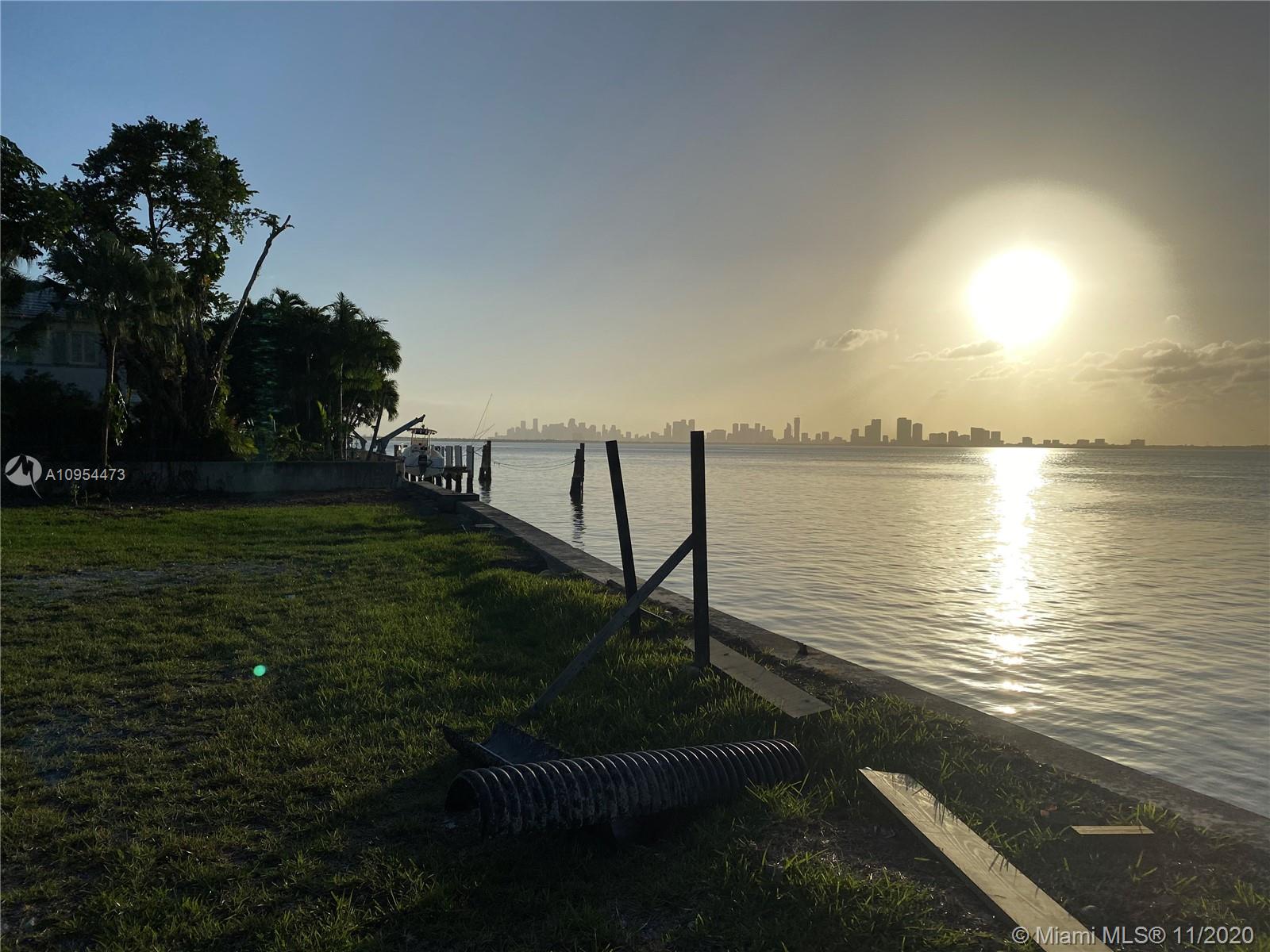 LA GORCE GOLF SUB - Land