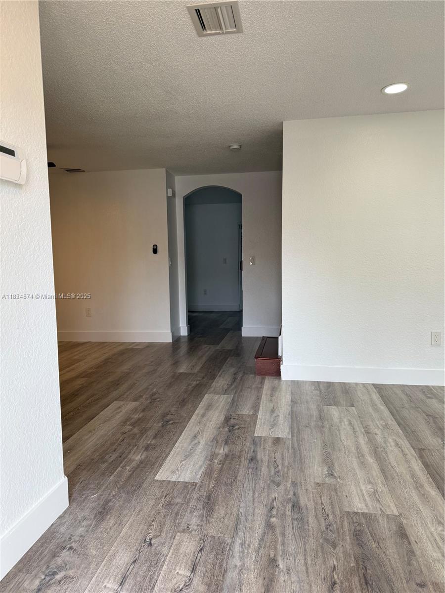 8992 NW 53rd St 8922