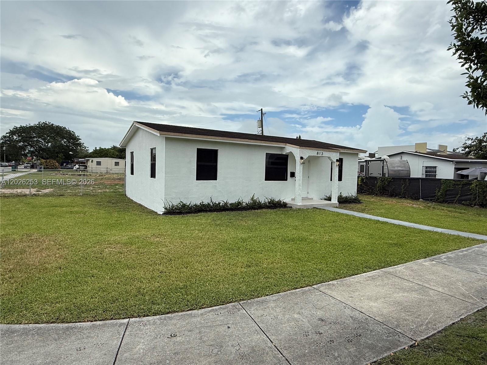 813 NW 6th Ave