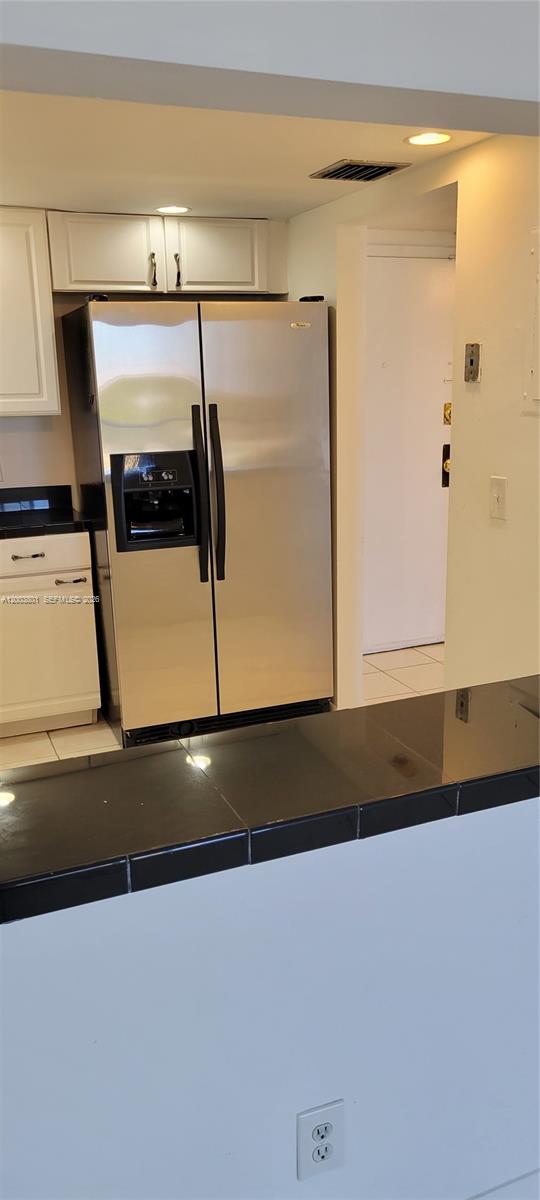 SAILBOAT CAY CONDO - Residential