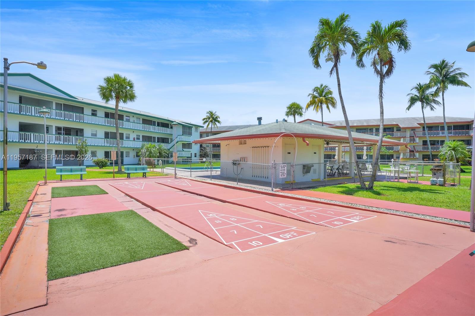 BEVERLY HILLS CONDO NUMBE - Residential