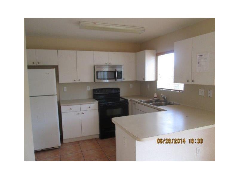 MONACO ESTATES AT KENDALL - Residential
