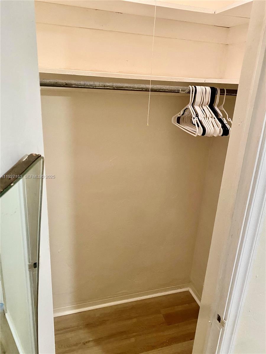 SHORES PLAZA WEST CONDO - Residential Lease